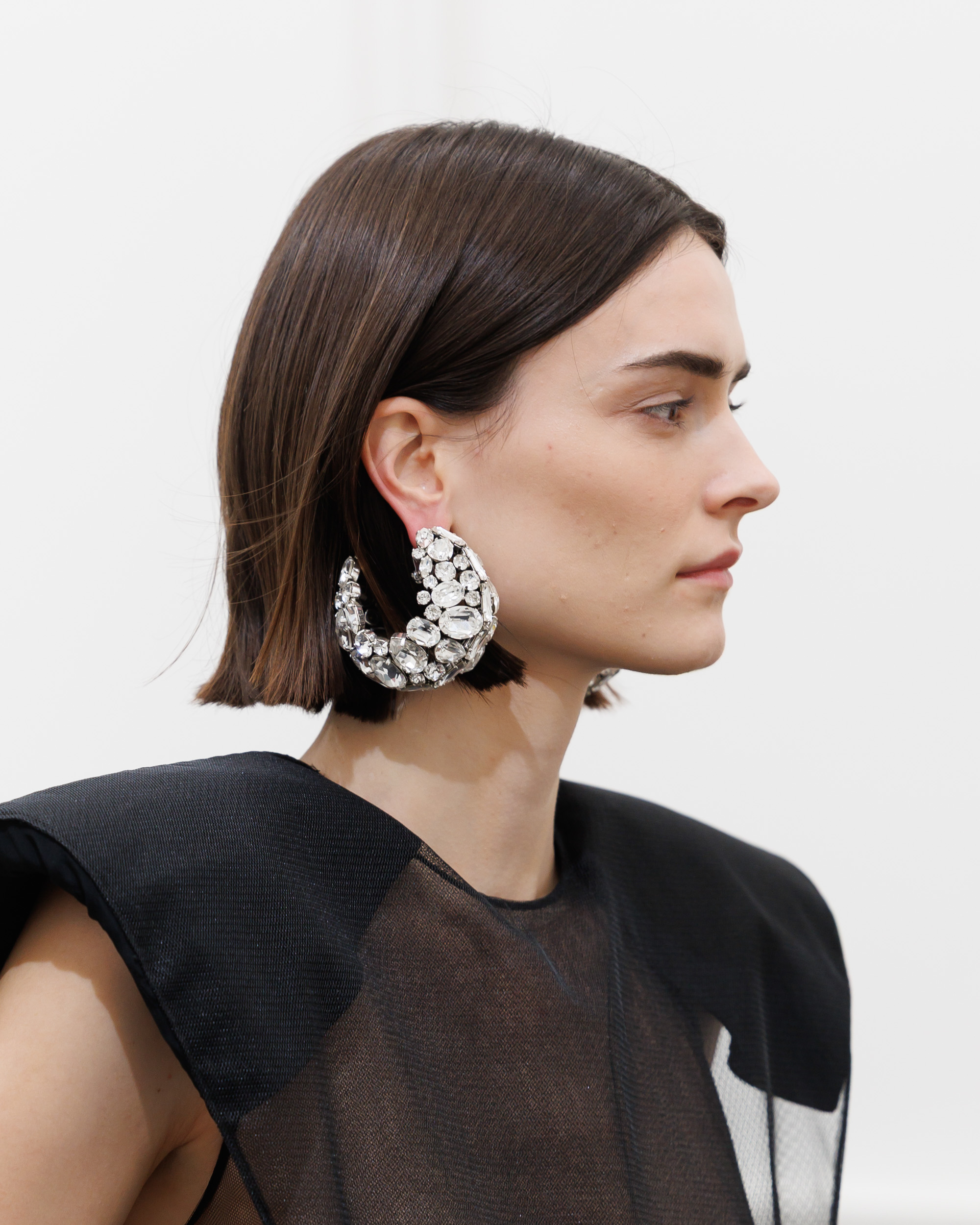 THE FALL WINTER 2025 WOMENSWEAR COLLECTION BY SARAH BURTON