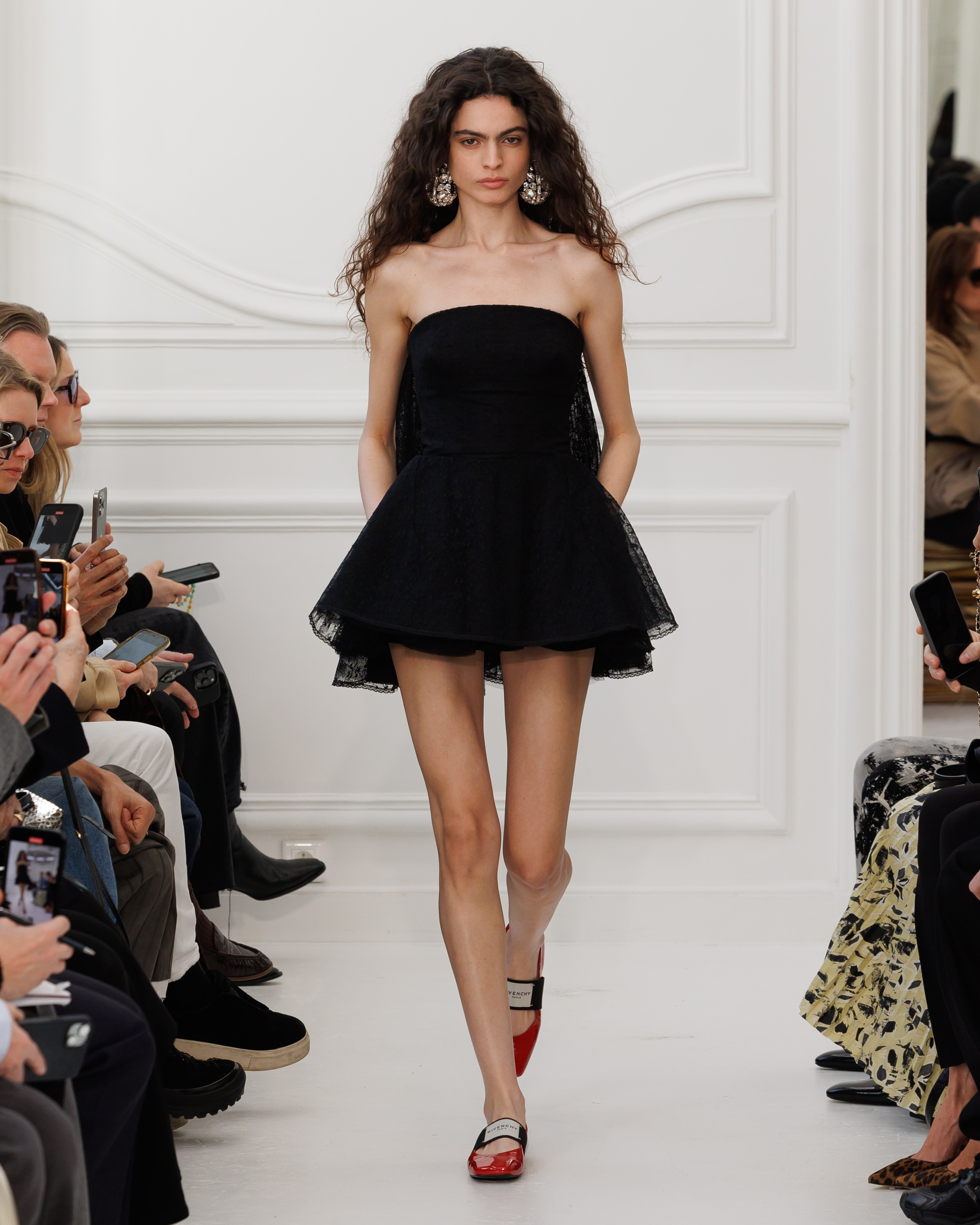 GIVENCHY FALL WINTER 2025 COLLECTION