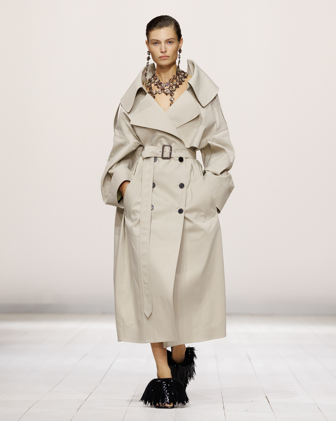 Givenchy_SS26_WOMEN_SHOW_LOOK_17