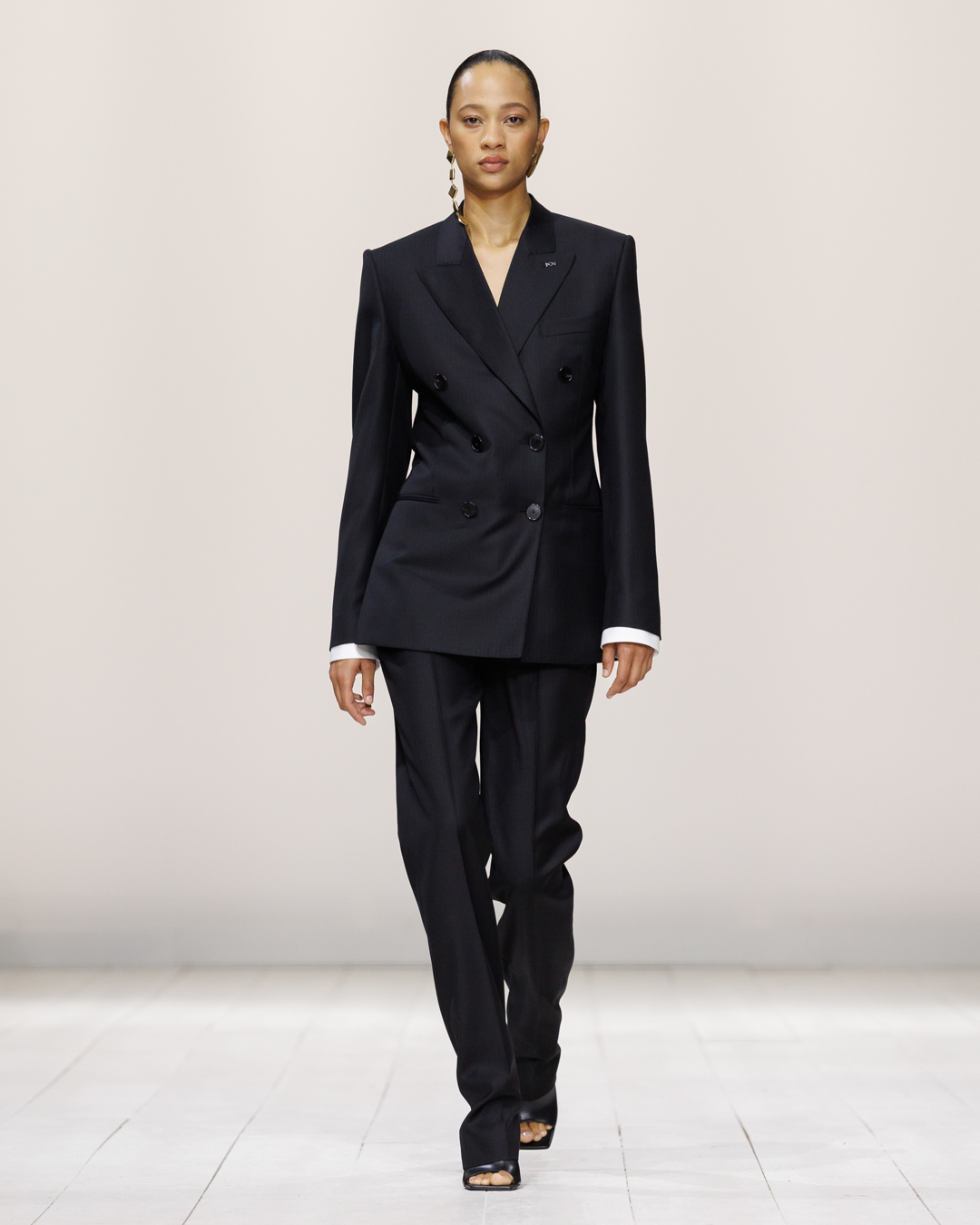 Givenchy_SS26_WOMEN_SHOW_LOOK_24