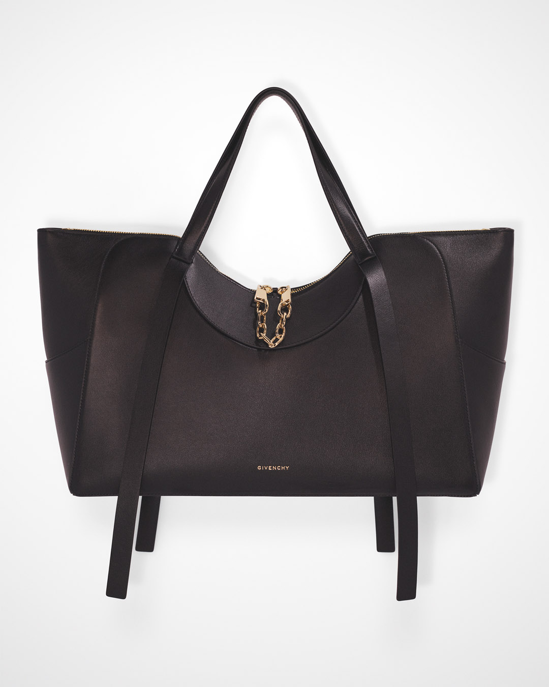 GIVENCHY_2026_SNATCH_BAG_CAMPAIGN_4x5_06