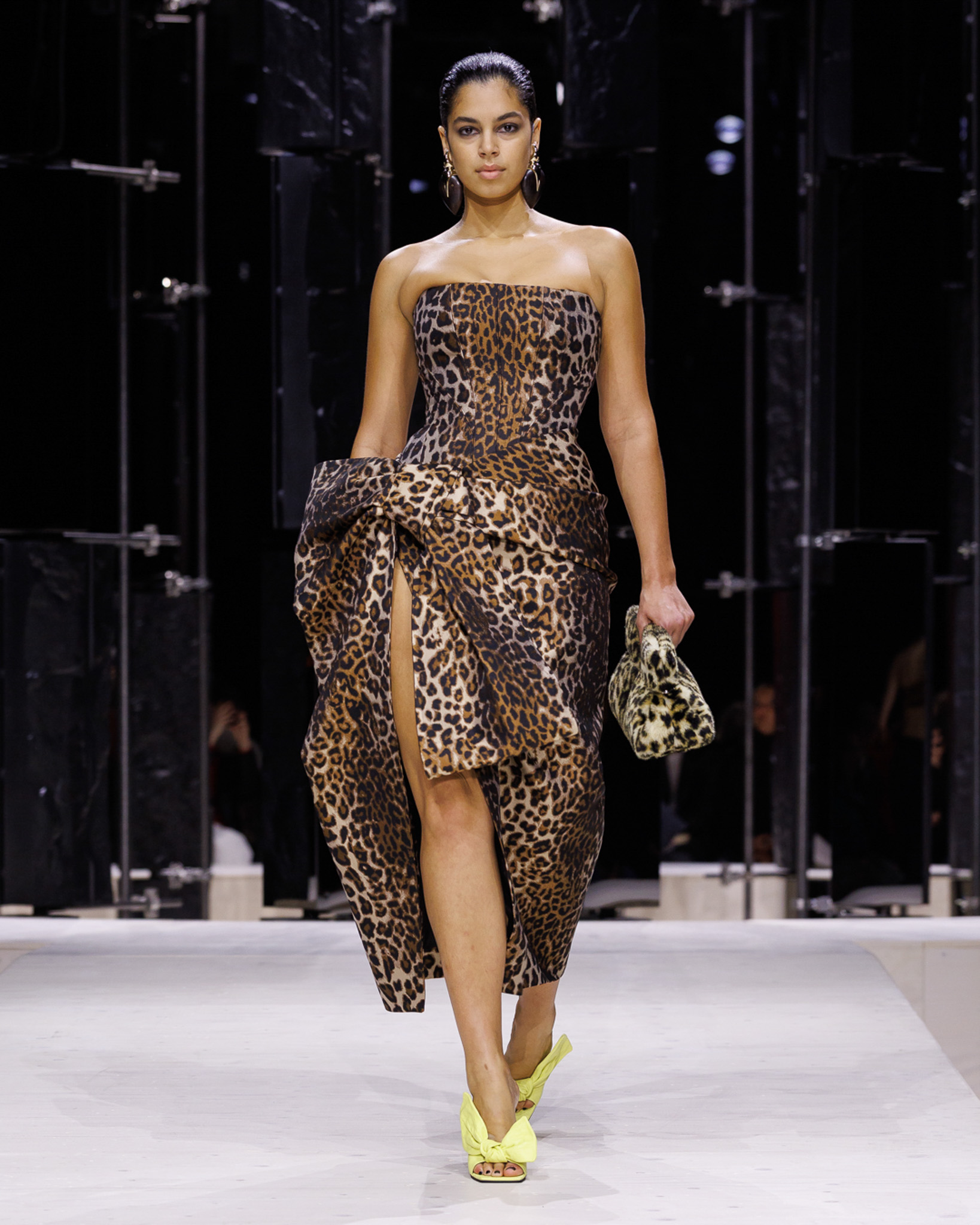 GIVENCHY_FW26_WOMAN_SHOW_LOOK_22