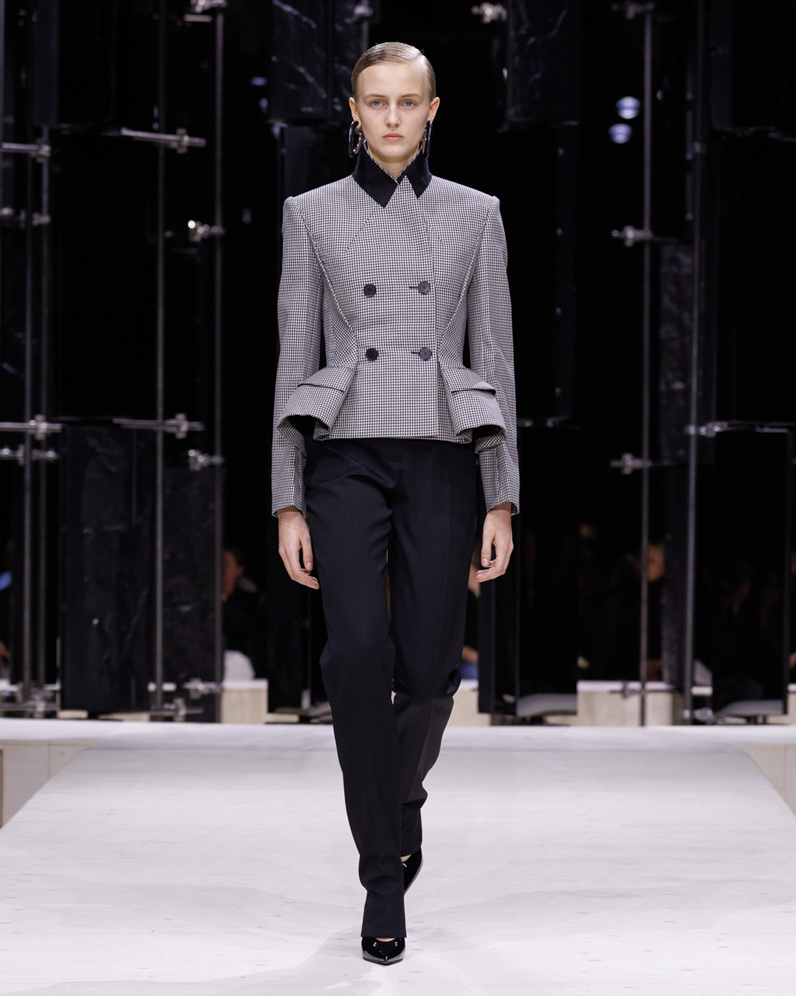 GIVENCHY_FW26_WOMAN_SHOW_LOOK_37