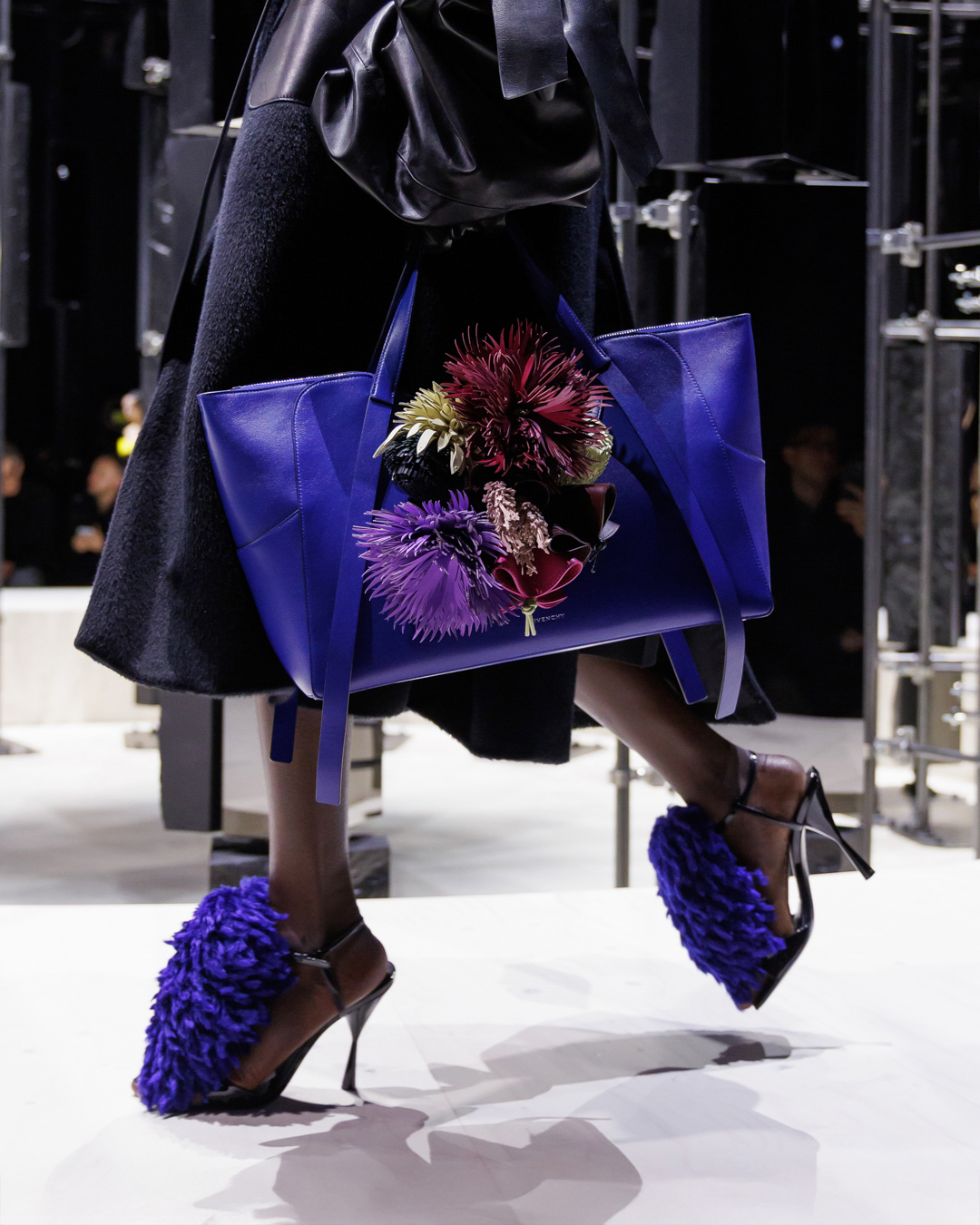 EN_GIVENCHY_FW26_WOMEN_SHOW_LOOK_05_DETAILS_2_ 003_R