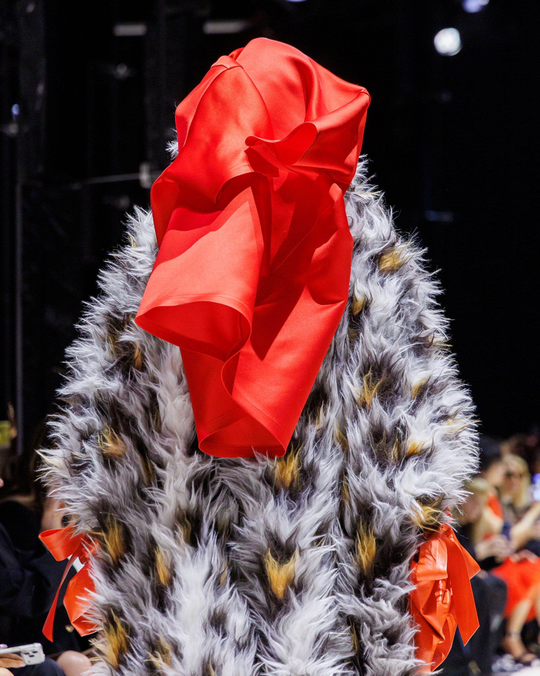 GIVENCHY_FW26_WOMEN_SHOW_LOOK_27_DETAILS_3_003