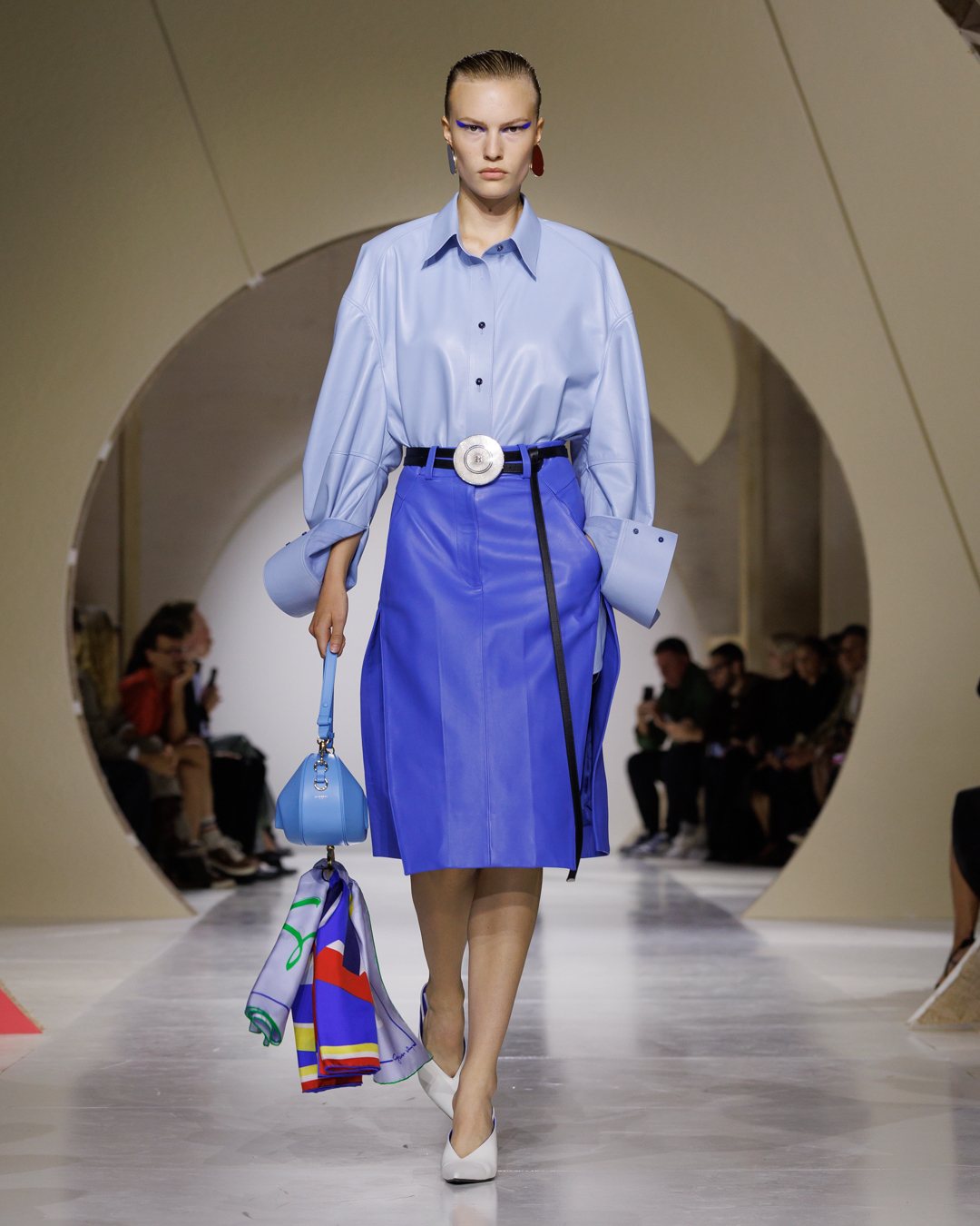 GIVENCHY_SS27_WOMEN_SHOW_LOOK_21