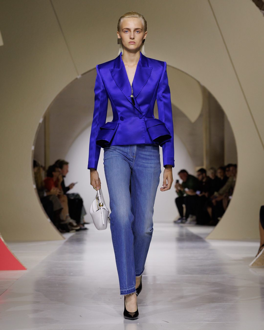 GIVENCHY_SS27_WOMEN_SHOW_LOOK_11