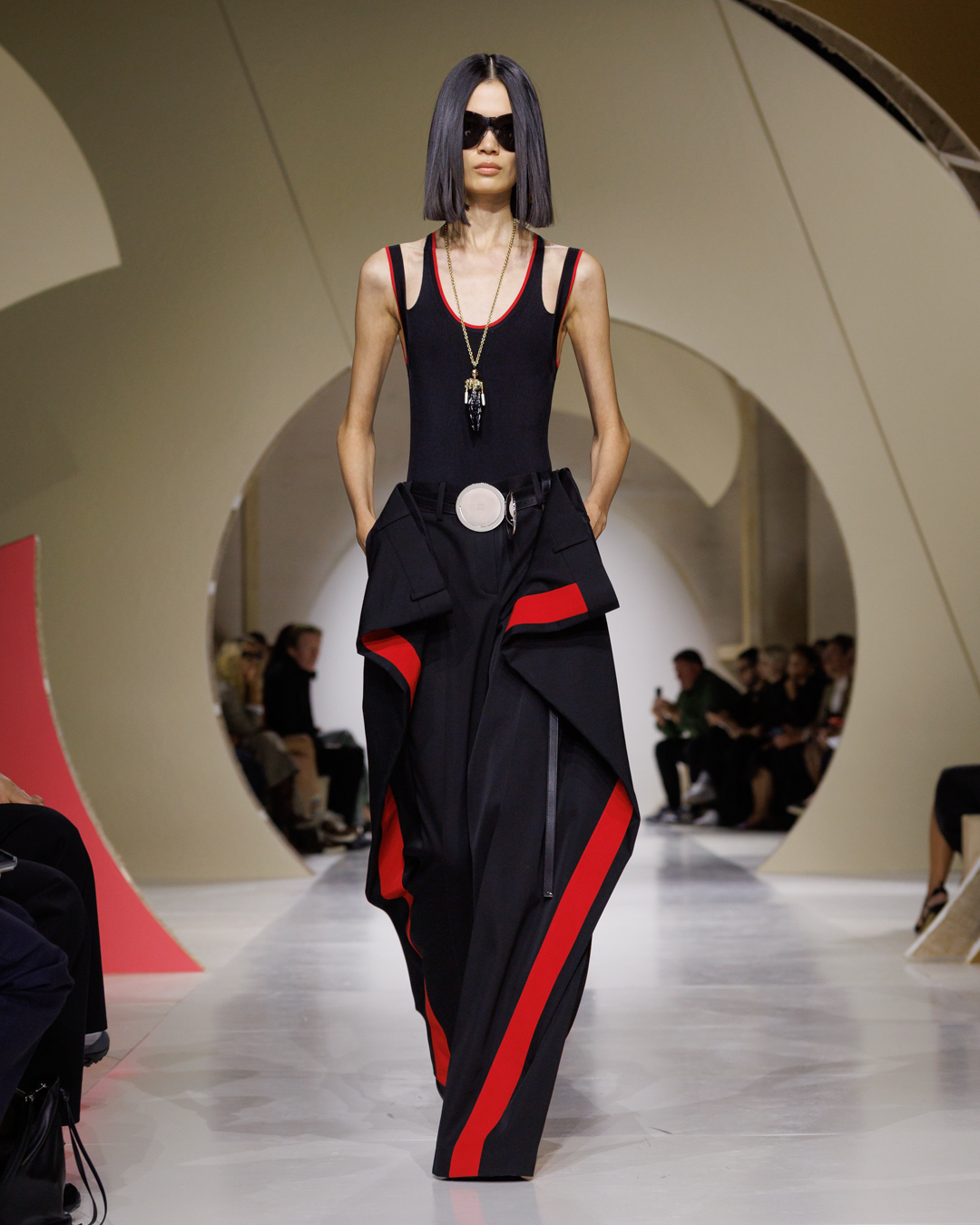 GIVENCHY_SS27_WOMEN_SHOW_LOOK_47