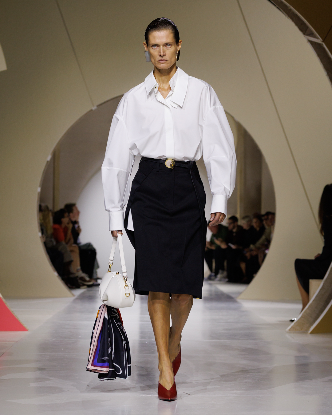 GIVENCHY_SS27_WOMEN_SHOW_LOOK_04