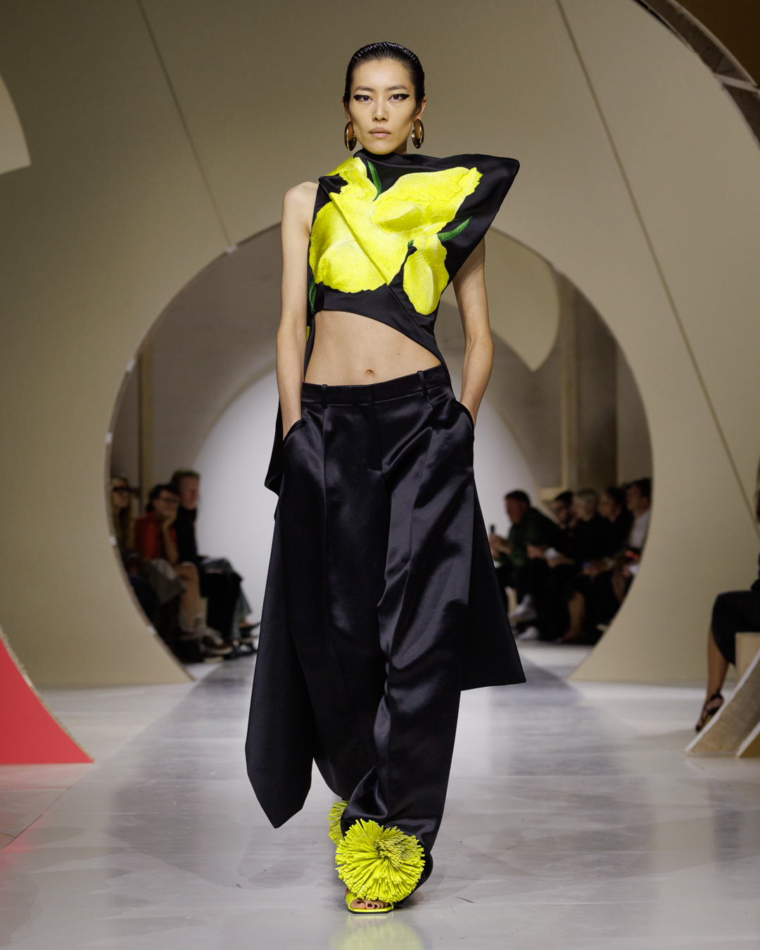 GIVENCHY_SS27_WOMEN_SHOW_LOOK_53