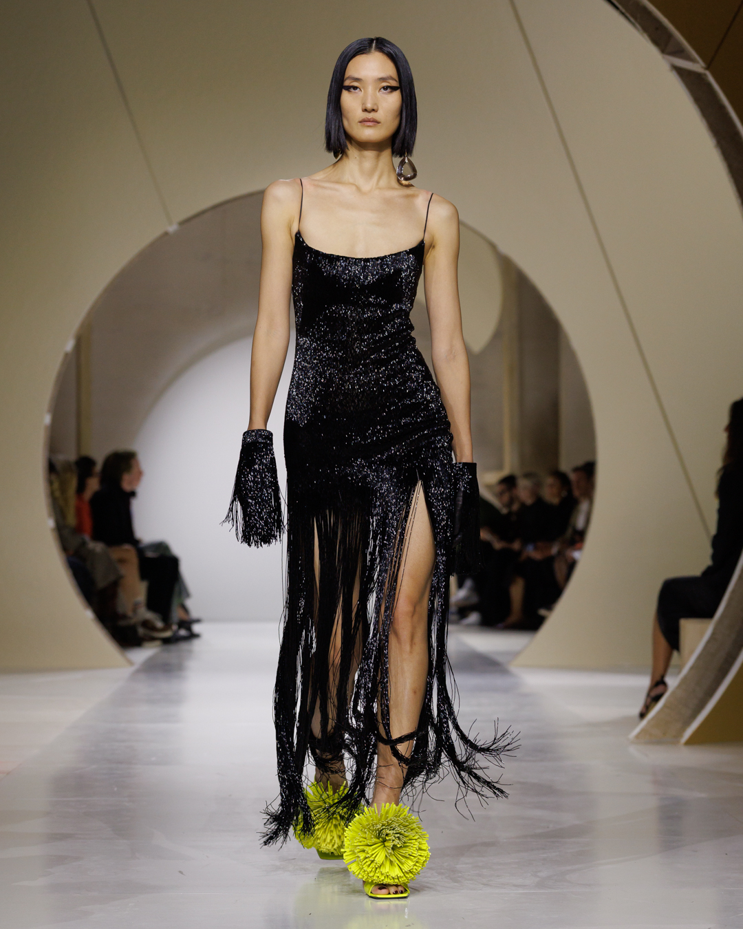 GIVENCHY_SS27_WOMEN_SHOW_LOOK_49