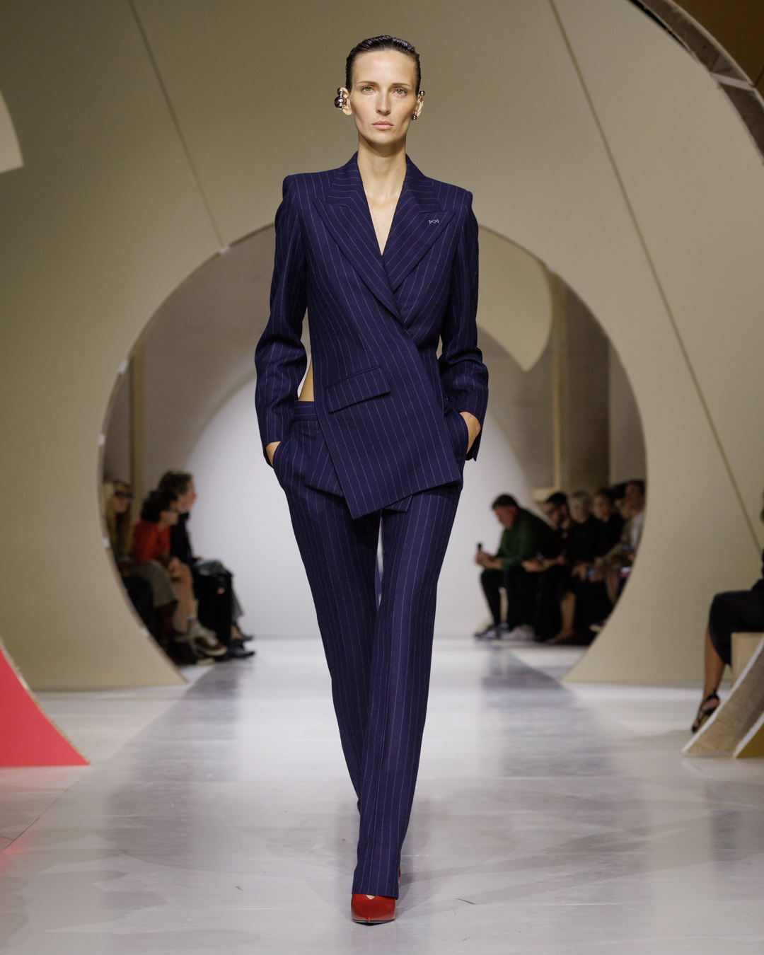 GIVENCHY_SS27_WOMEN_SHOW_LOOK_37
