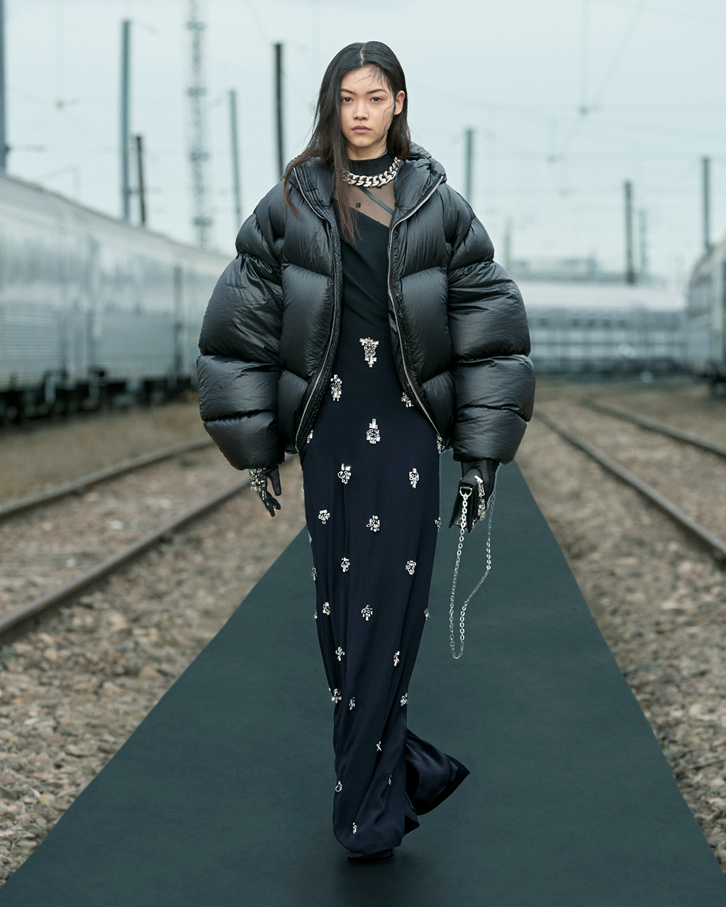 Givenchy Spring 2022 Pre-collection | GIVENCHY Paris